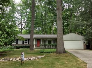 4752 Grenadier Dr SW, Wyoming, MI 49509