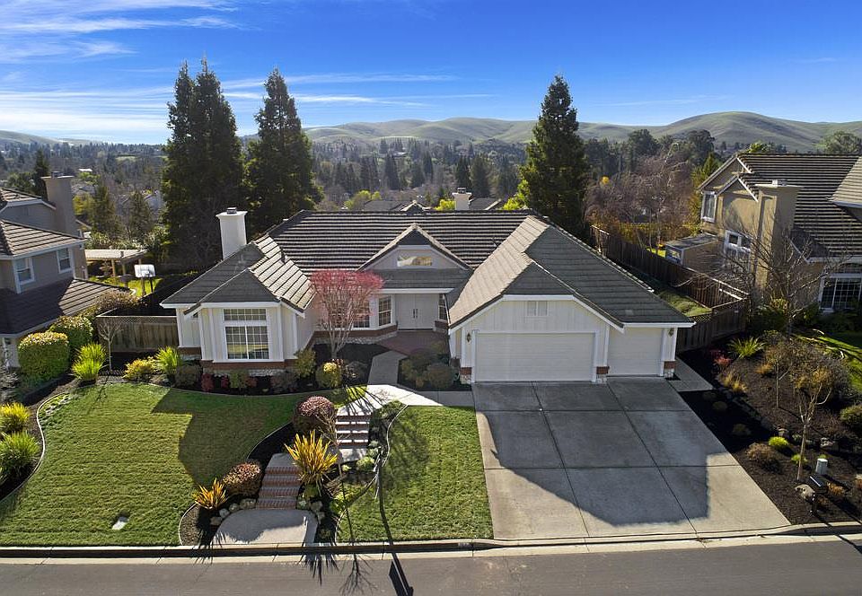 1st image of 154 Alta Vista Way