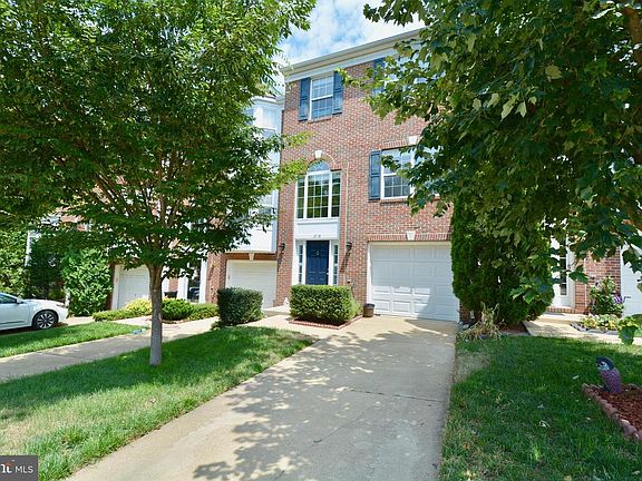 2nd image of 3718 Matura Ln