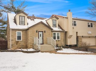 2N126 Linda Ln, Carol Stream, IL