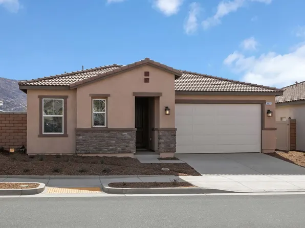 30621 Silver Saddle Ln, Homeland, CA 92548