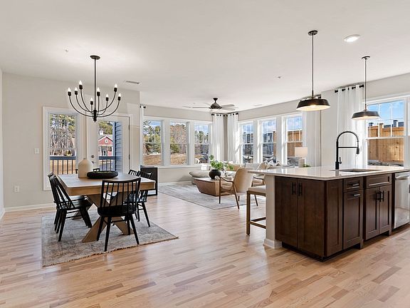 3rd image of 30 Coppersmith Way #512
