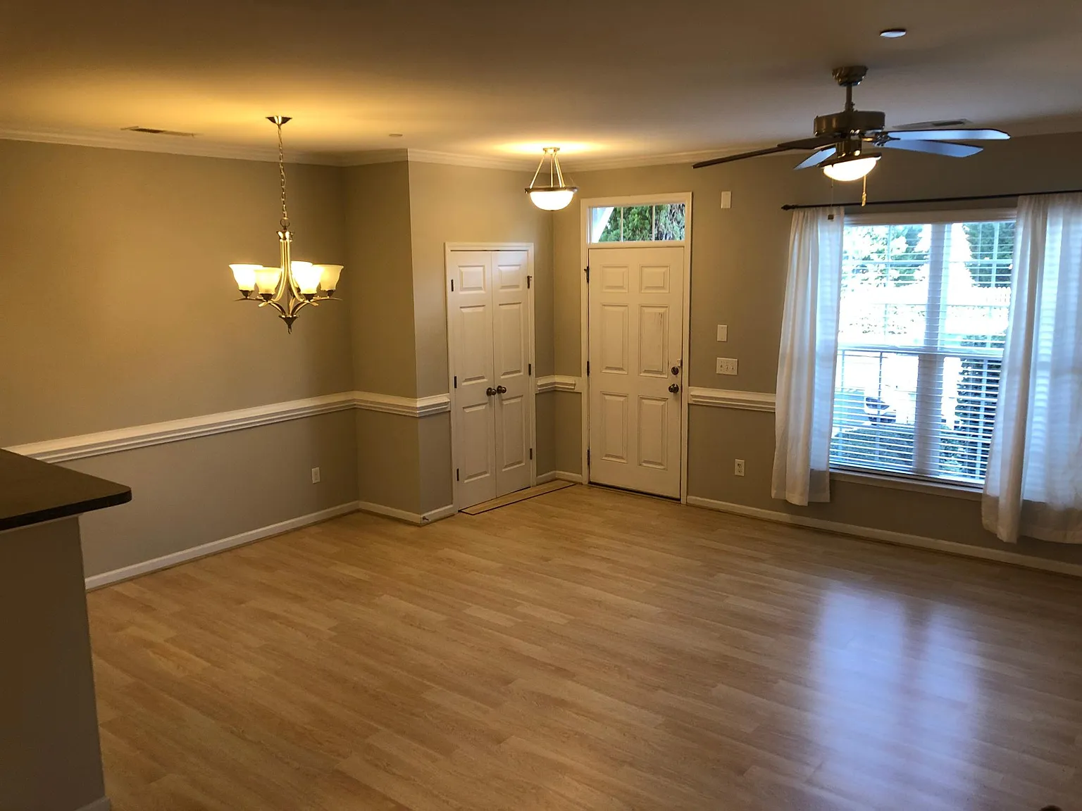 1120 Renewal Pl — Photo 3