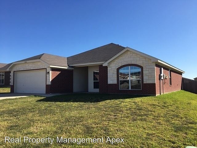 1st image of 2802 Tara Dr