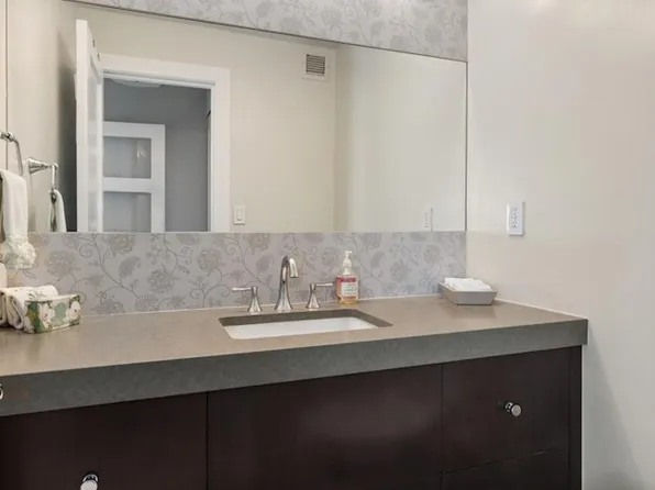 45 West 67th Street image 12 of 14