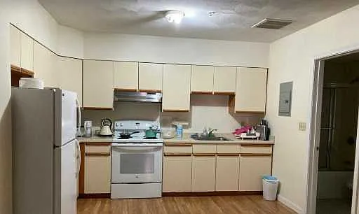 2 bed, $3,500 — Photo 2