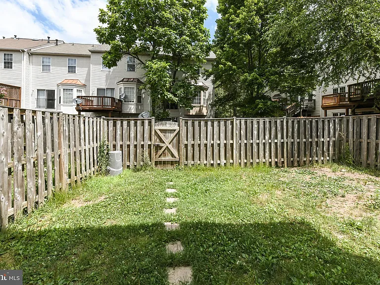 13100 Watchwood Ln — Photo 30