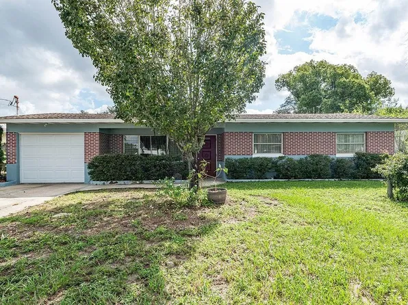 10209 N Valle Dr, Tampa, FL 33612