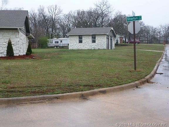 3rd image of 29 Sherlyn Ln