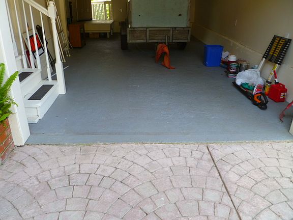 3rd image of 540 Rockaway Beach Ave