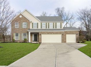 10609 Misty Cove Ln, Fishers, IN 46040
