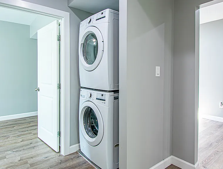 710 Leland Ave #2S — Photo 17