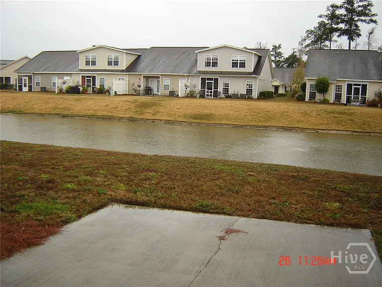 10 Travertine Cir — Photo 15