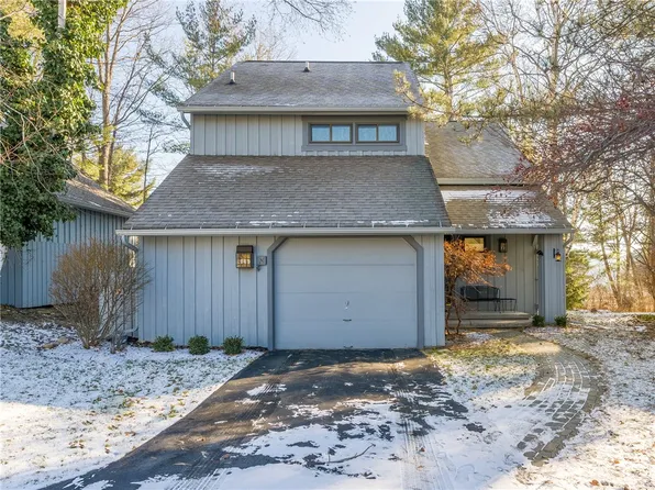 8 Andrews Way, Canandaigua, NY 14424