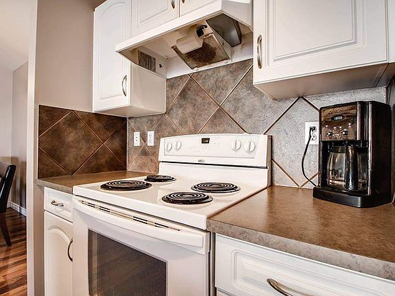 4th image of 150 Edwards Dr SW #94