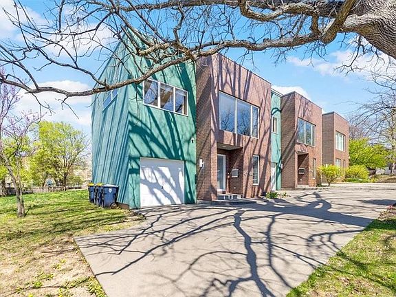 3rd image of 4118 Walnut St