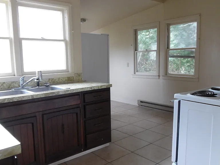 1719 Albion Ave #1 — Photo 2