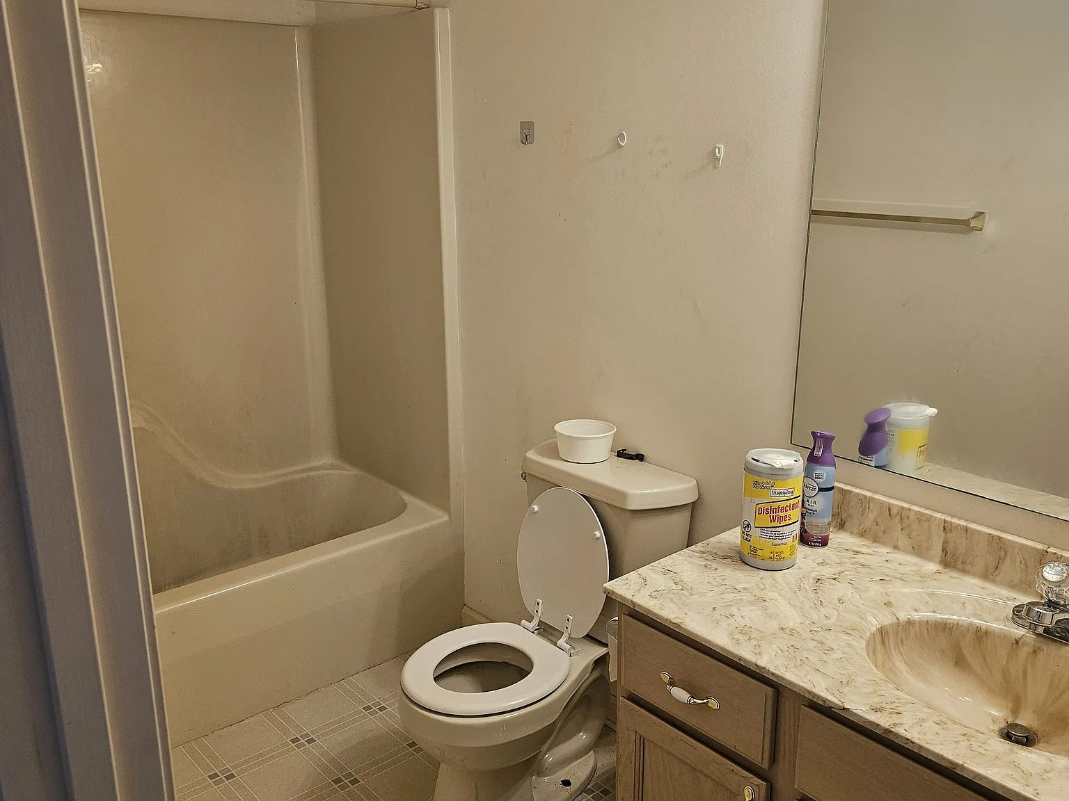 2 bed, $750 — Photo 4