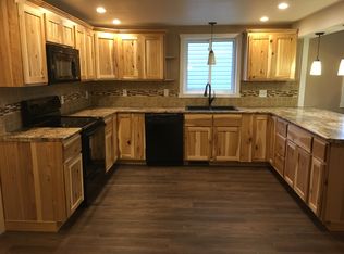 408 E 11th St, Winona, MN 55987