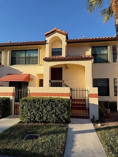 106 Freedom Ct