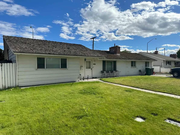 2211 W Grand Ronde Ave, Kennewick, WA 99336