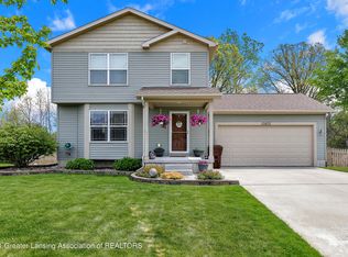 15855 Lattice Ln, East Lansing, MI 48823