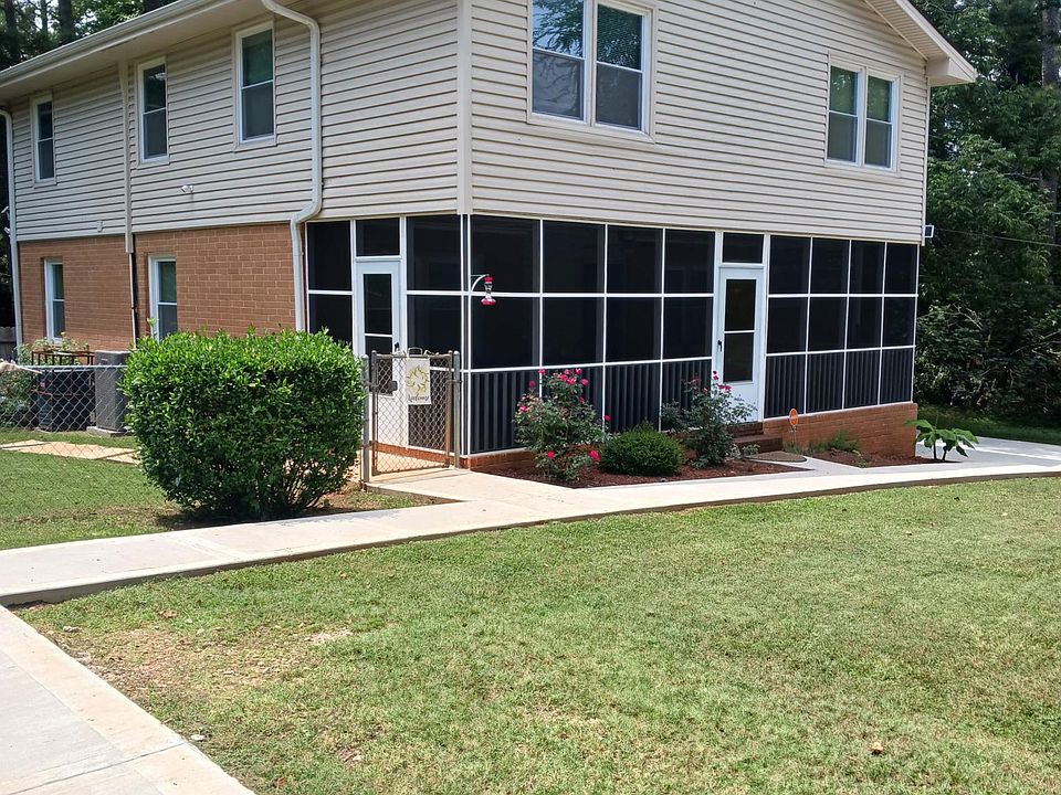 front of duplex + second driveway