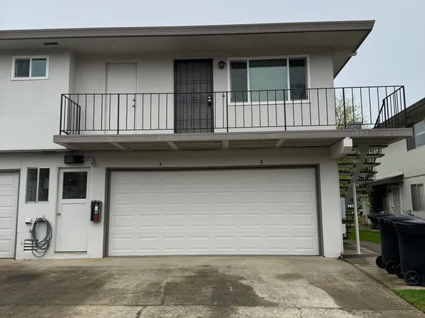 303 Harding Blvd APT 4, Roseville, CA 95678