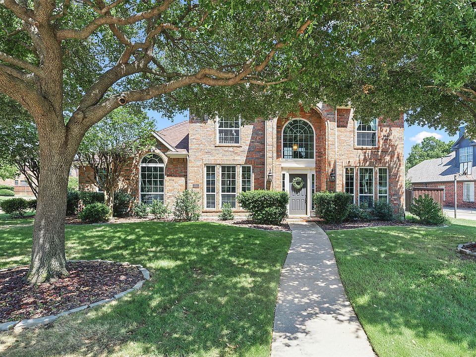 1st image of 211 Meadow Lark Ln