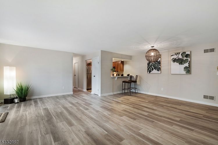 1st image of 311 Ringwood Ave