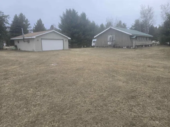 N9423 Brunette Ln, Crivitz, WI 54114