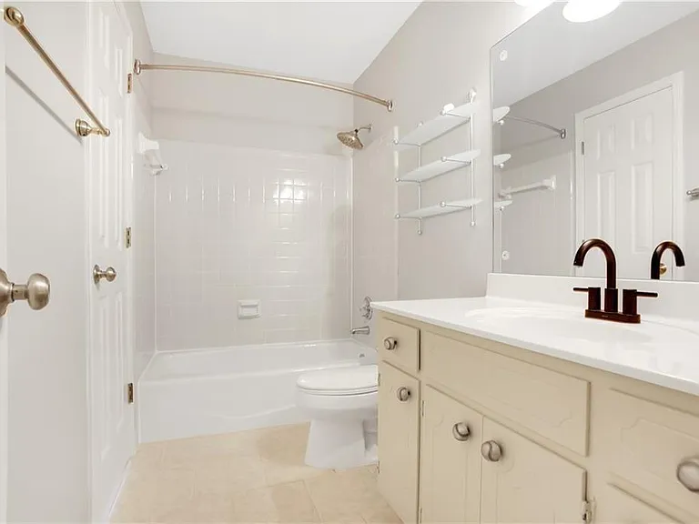 455 Persimmon Ln — Photo 20