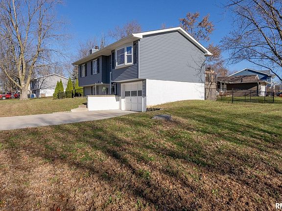 3rd image of 4705 N Sturdevant St
