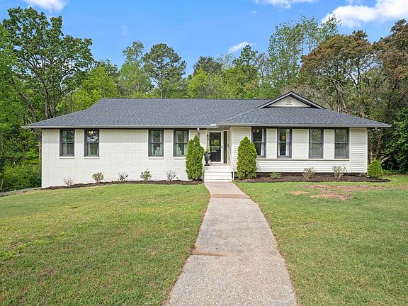 2nd image of 3528 Deerfield Dr