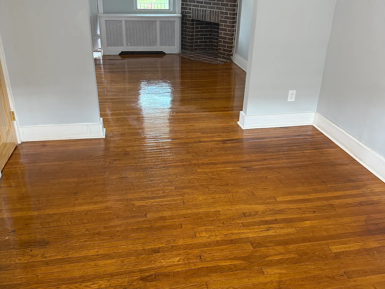 3 bed, 1080 sqft, $1,500 — Photo 3