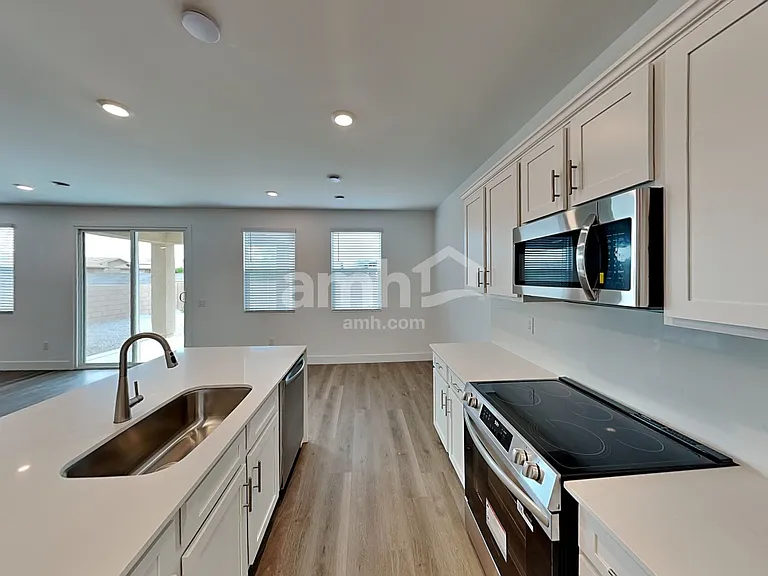 9535 E Friedel Dr — Photo 3