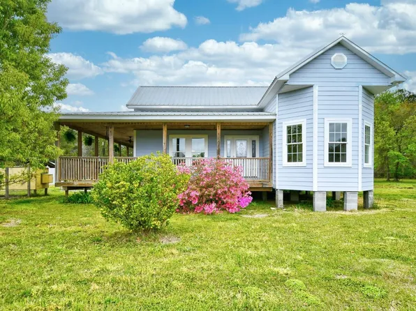 1242 Bruorton Rd., Hemingway, SC 29554