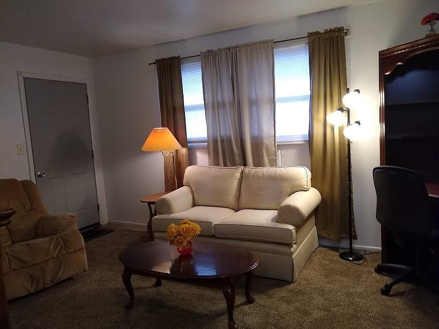 7559 Mentor Ave 7559 Mentor Ave Mentor OH Zillow