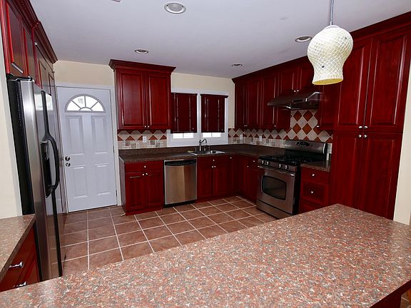 2nd image of 2436 E 74th St #2