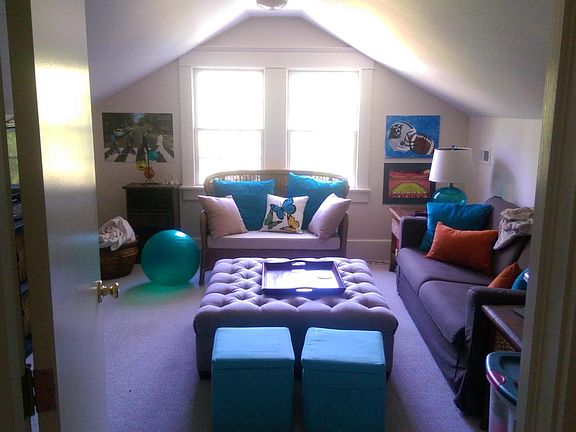 Third floor studio/ bedroom