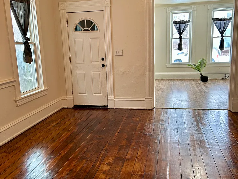 Living room, Main entry door, Front room