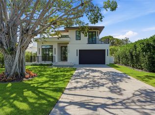 1150 8th Ter N, Naples, FL 34102
