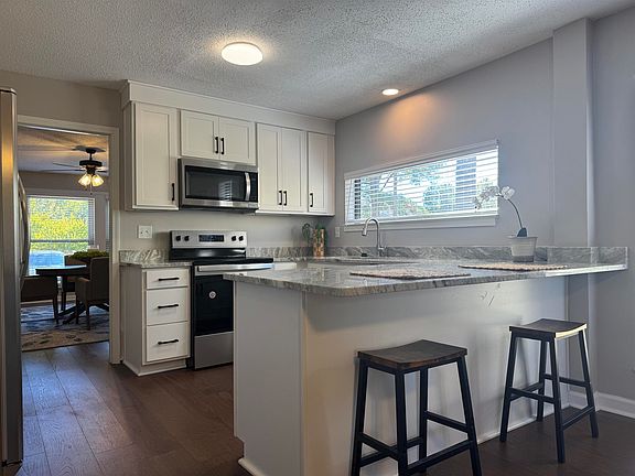 5th image of 9370 Barley Mills Rd #33