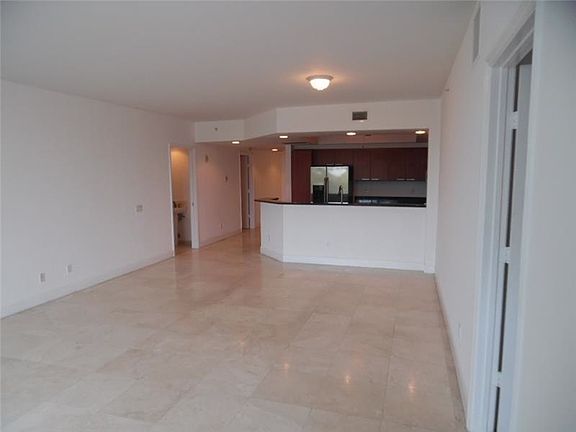 5th image of 14951 Royal Oaks Ln #6A