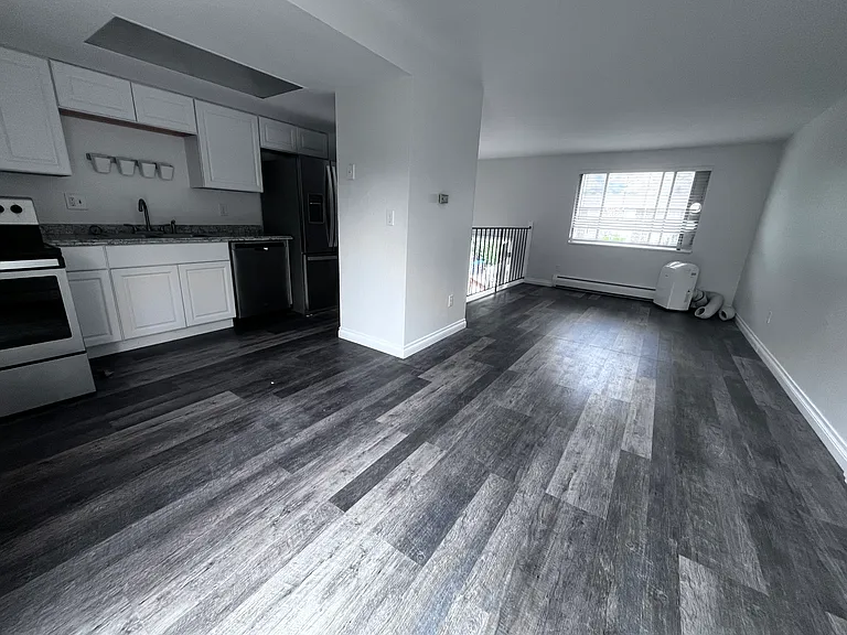 18237 W 3rd Ave #2 — Photo 2