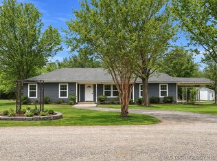 559 E 4th St, Durant, OK 74701