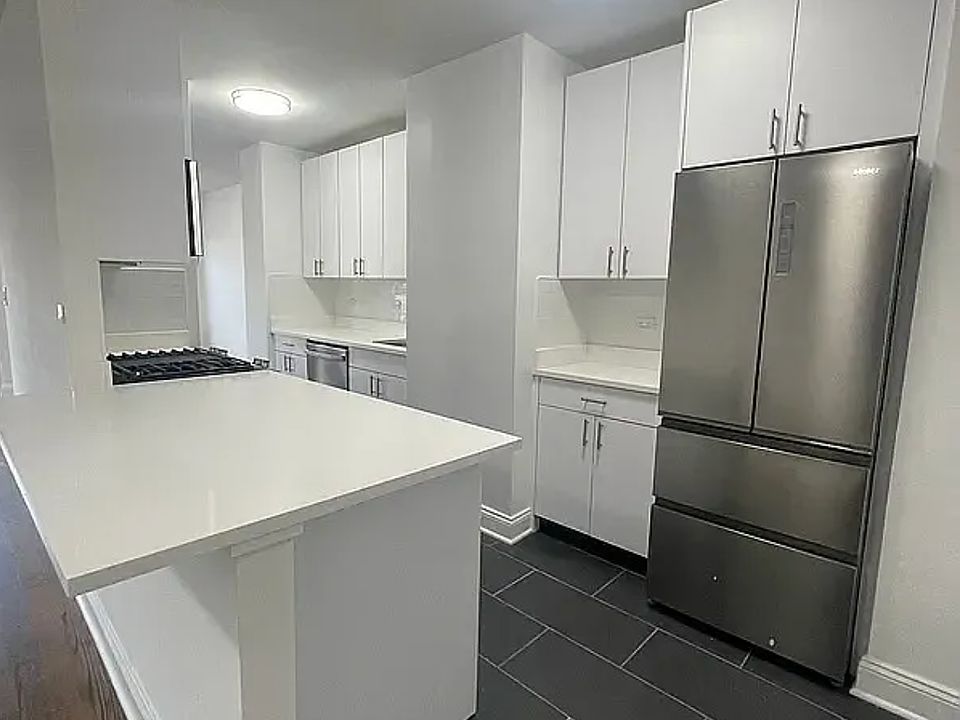 1st image of 400 E 89th St APT 6J