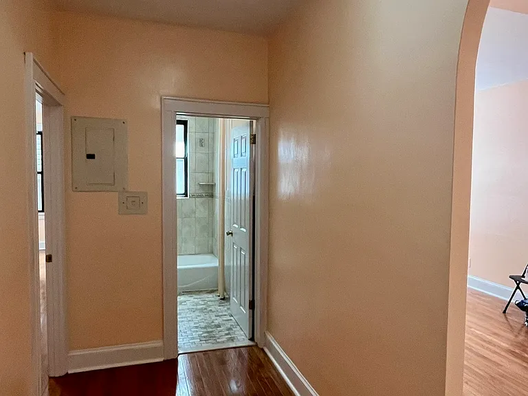 148 37th St #3A — Photo 5