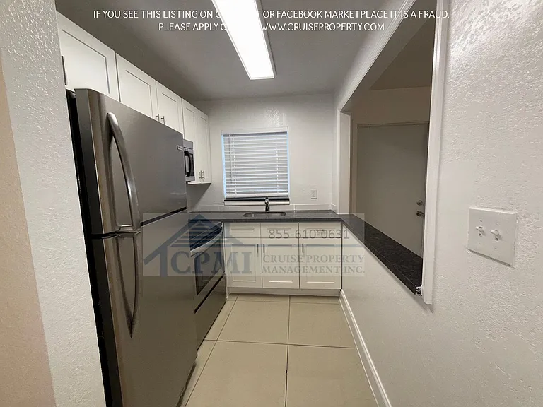 Trayann Apartments - 7777 Pines Blvd — Photo 18