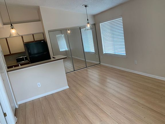 5th image of 4703 Teal Duck Ct